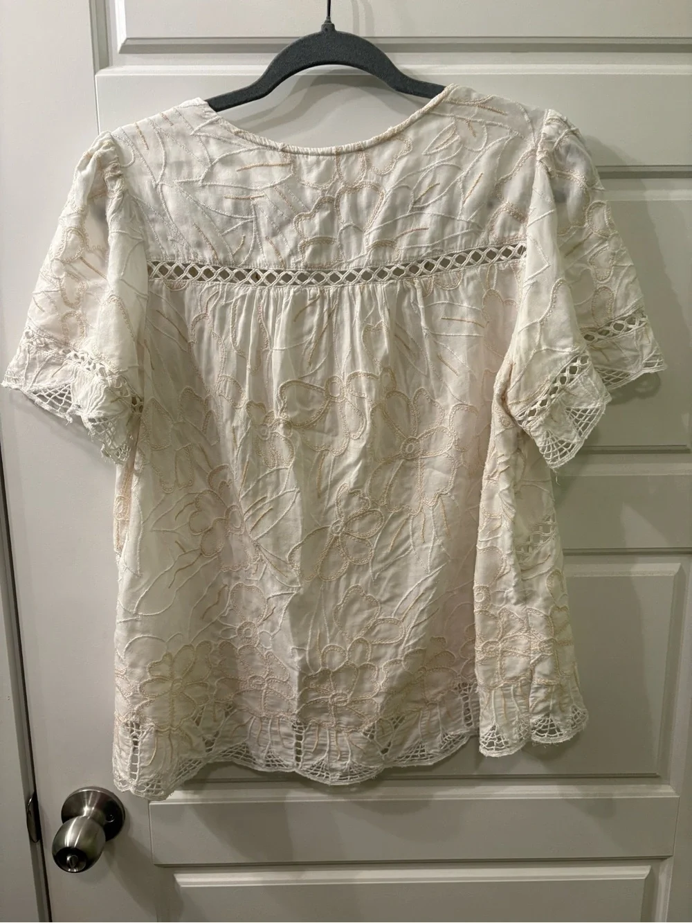 Feather Bone by Anthropologie Cream Lace Peasant Top - Lightweight Boho Blouse